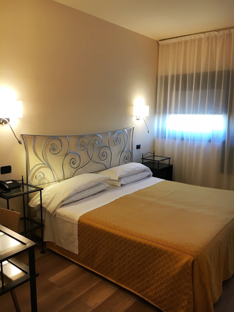 Hotel Saccardi Spa 10/48