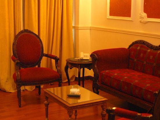 Legend Hotel 14/18