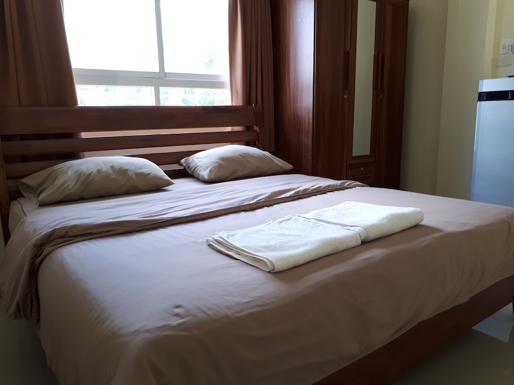 Wattana House 12/37