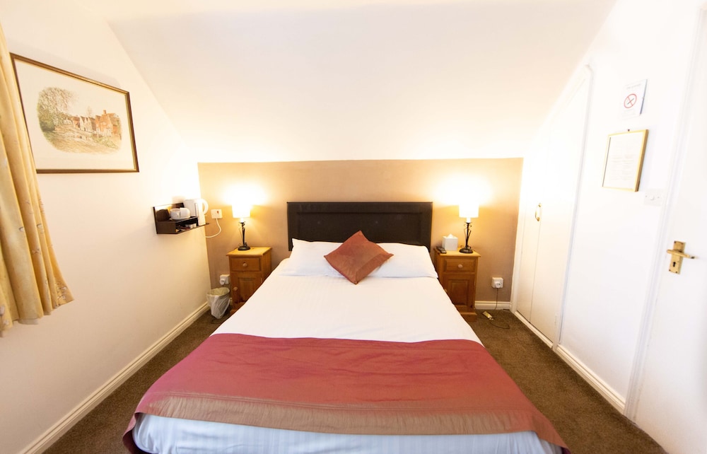 The Grange Hotel 10/50
