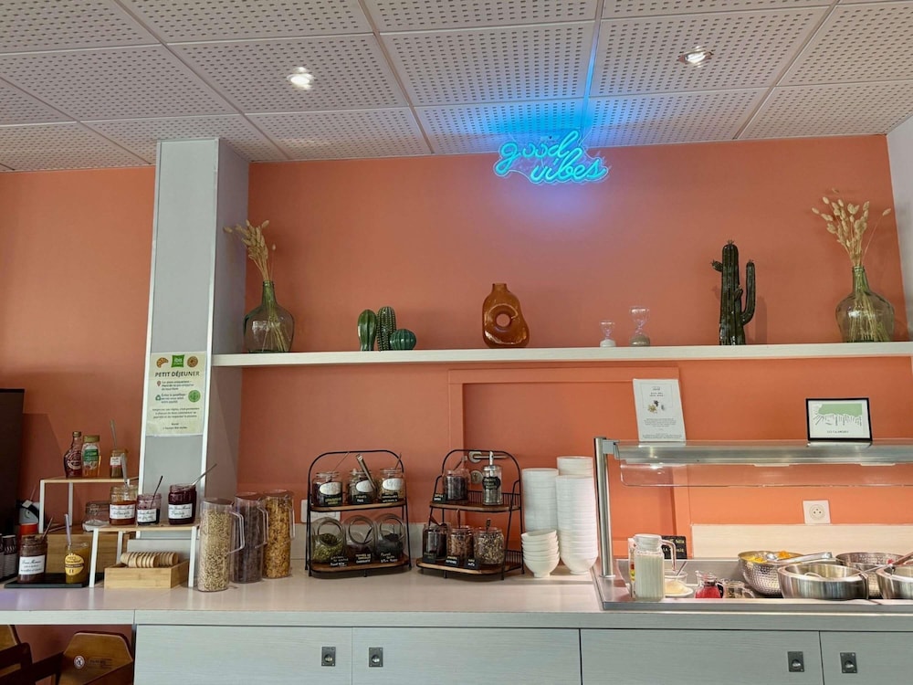 Ibis Styles Marseille Provence Aeroport 9/78