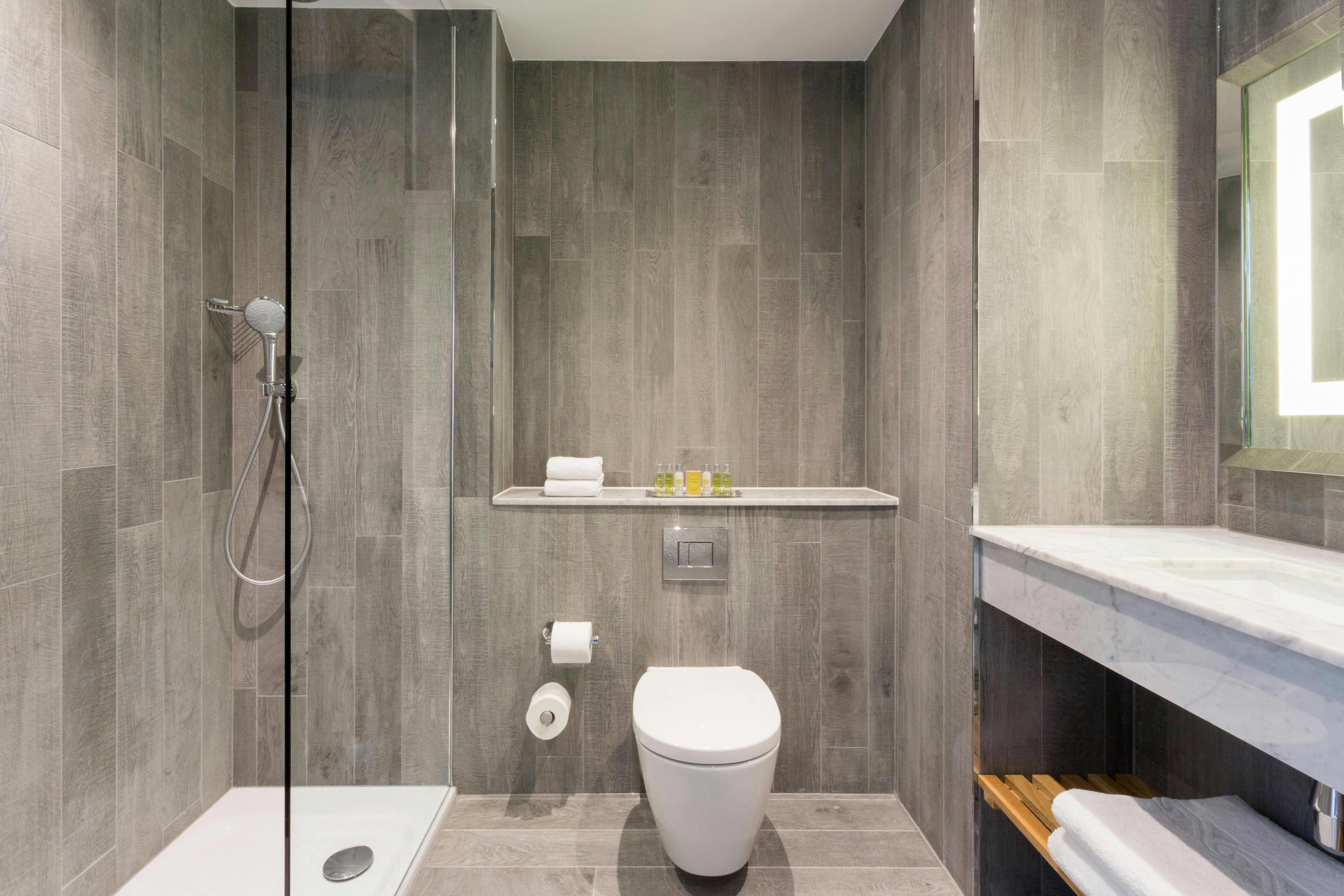 غرفة متصلة عائلية بسرير كينج، Doubletree By Hilton Edinburgh Queensferry Crossing 3/4