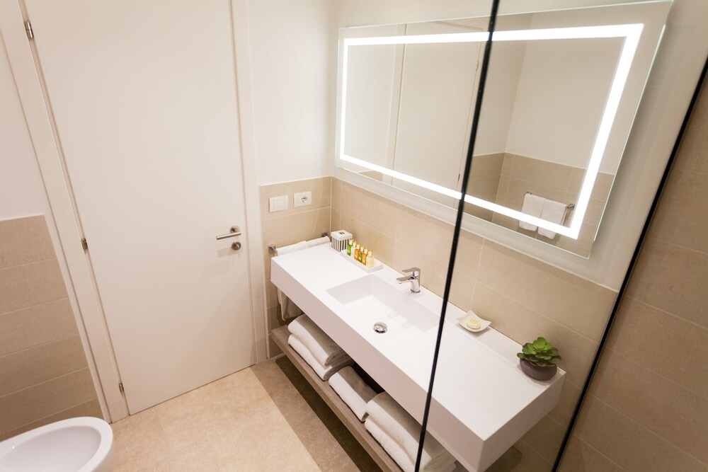 Modica Beach Resort 32/75