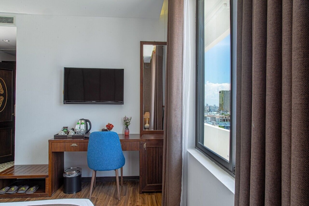 Dong Duong Hotel & Suites 45/50