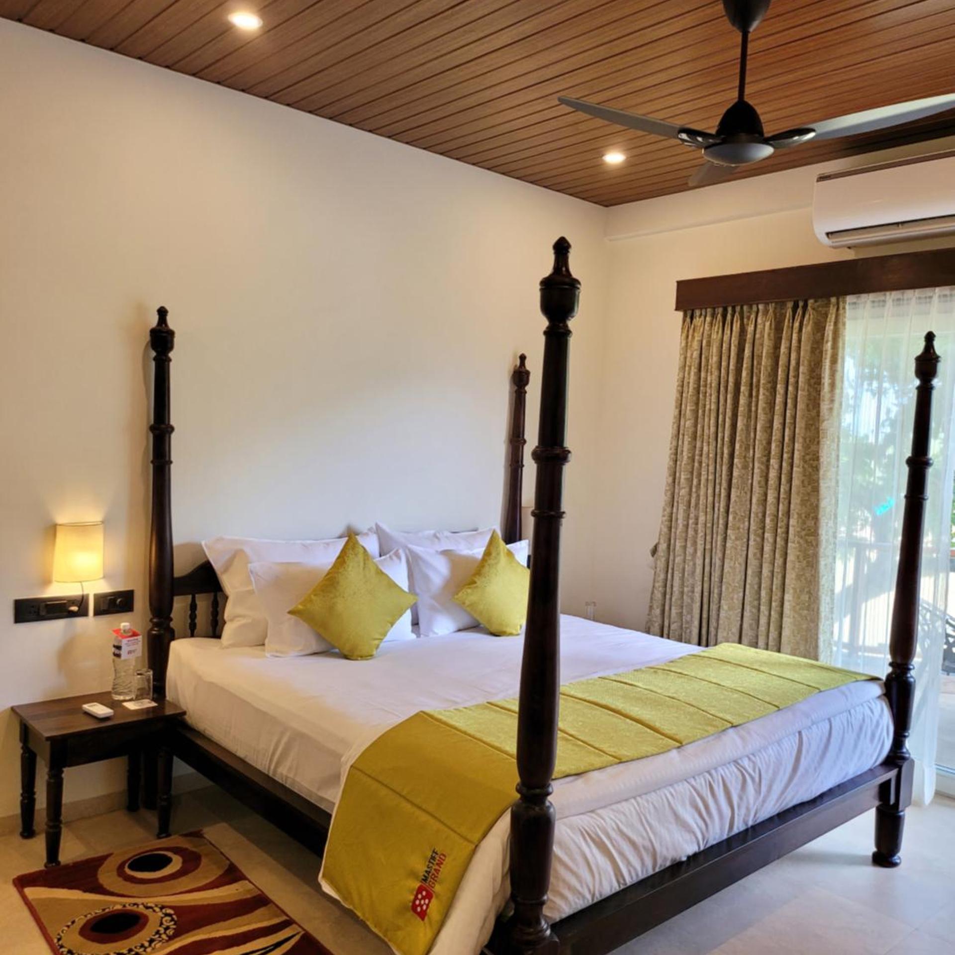 استوديو بسرير كينج، Mastiff Grand La Villae Resort, Lonavala 3/6