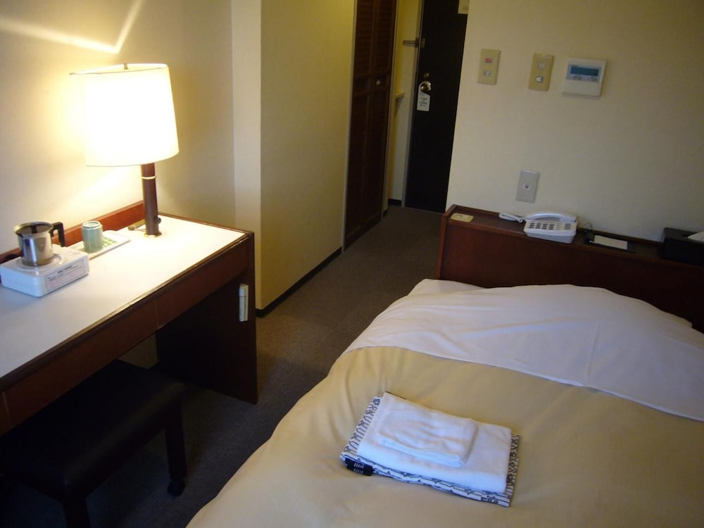 Hotel Crown Hills Nakamura 12/68