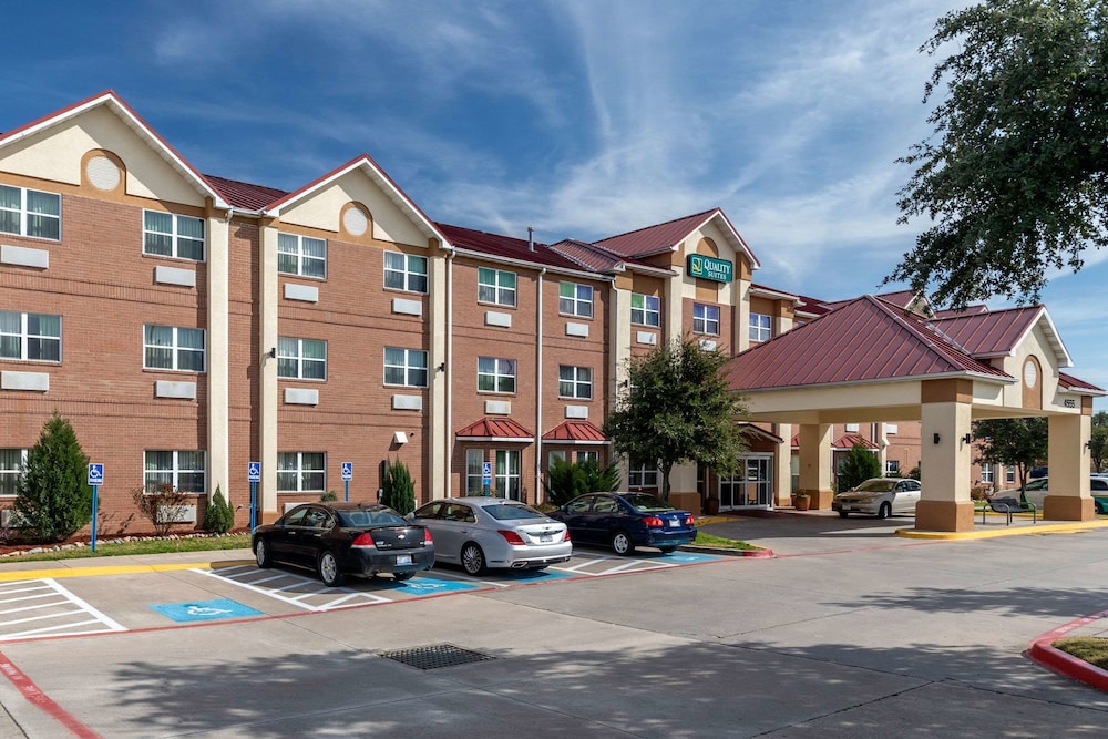Quality Suites Addison-Dallas 1/42