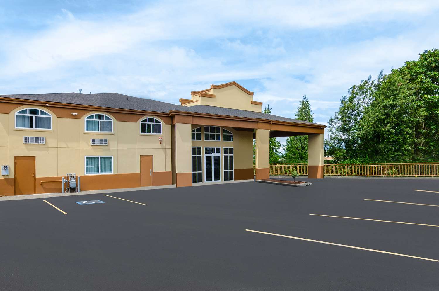 Red Lion Inn & Suites Des Moines 1/14