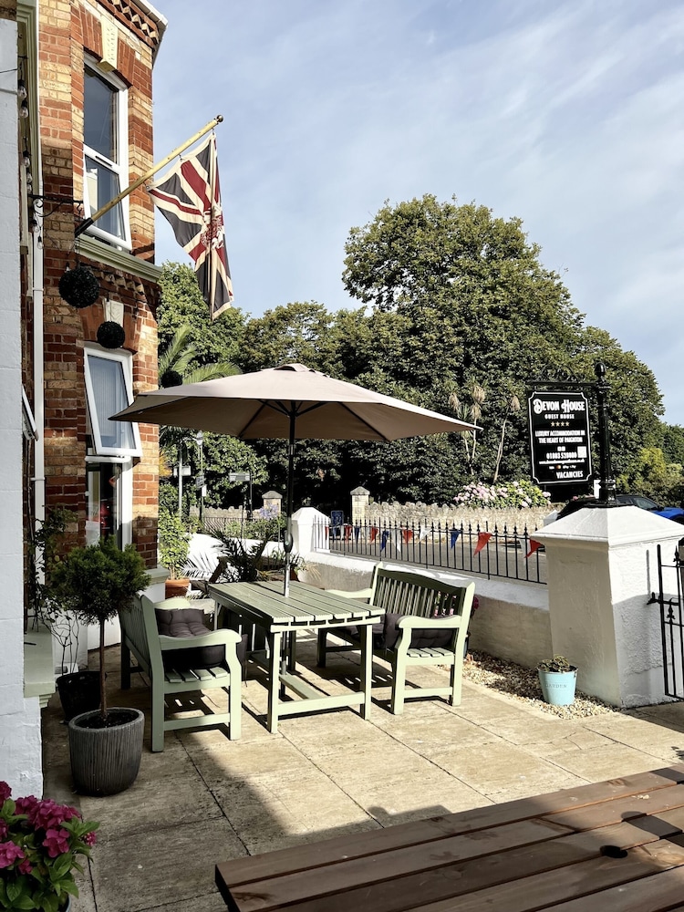 Devon House Guest House 45/50