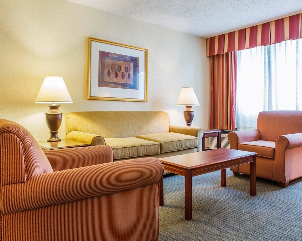 Budgetel Inn & Suites Atlanta 23/41