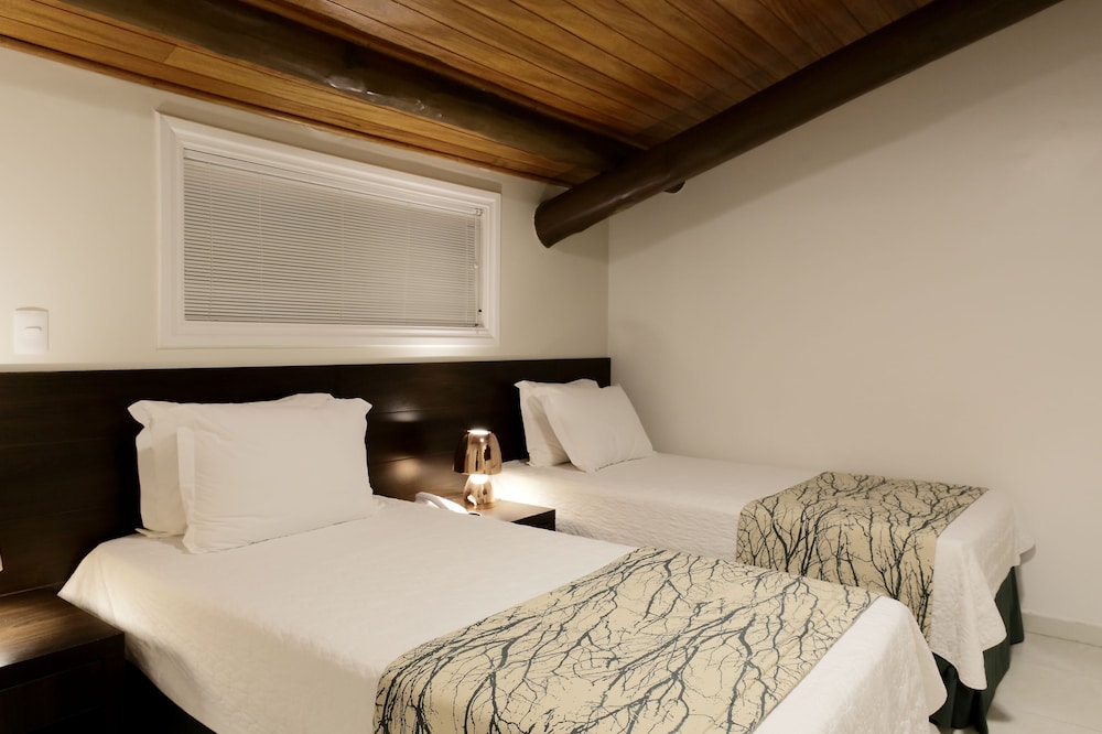 Hotel Ponta Verde Praia do Frances 7/50