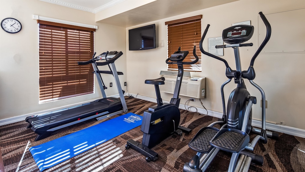 Best Western El Centro Inn 18/35