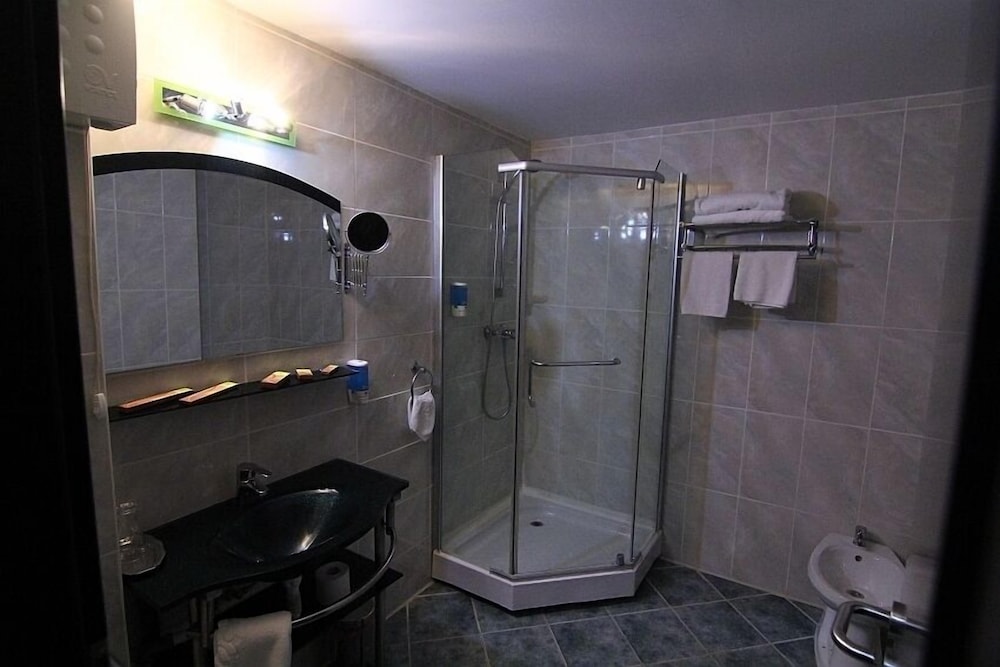 Hotel Helin Aeroport 25/25