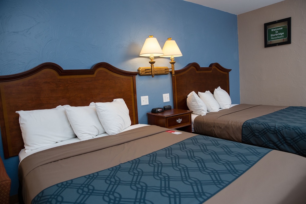 Econo Lodge Sturbridge Route 20 12/49