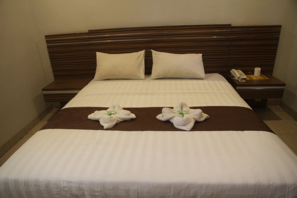 Palapa Hotel 34/49