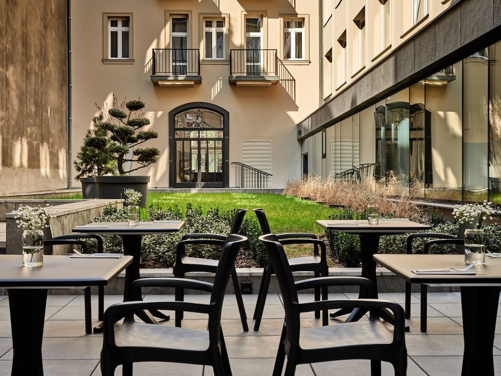 1891 Garni Hotel 33/44
