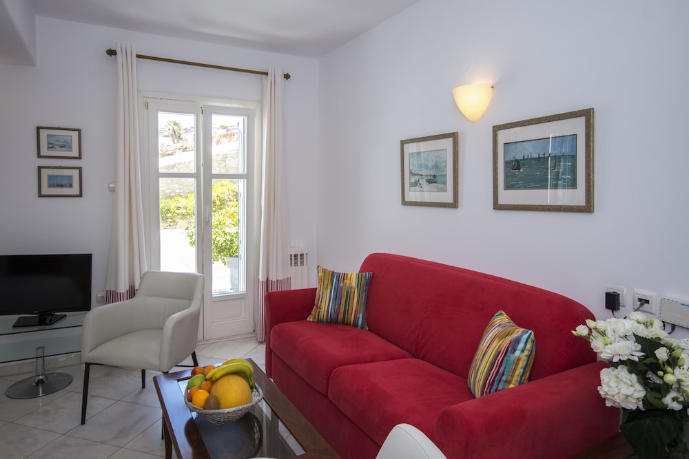 Mykonos Adonis Hotel 45/76