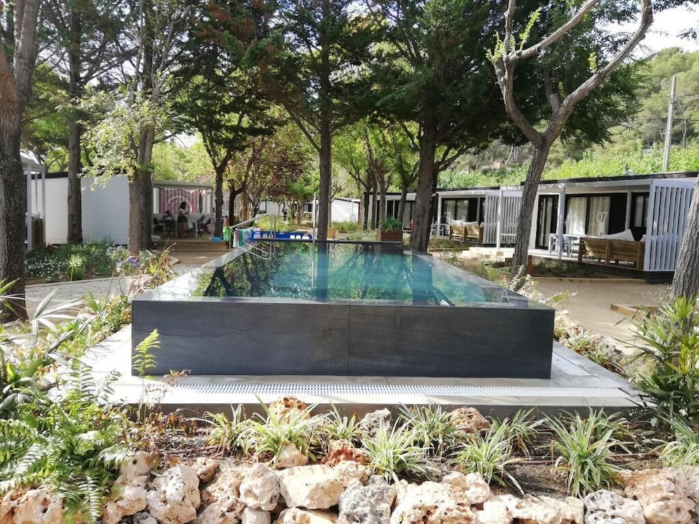 Tamarit Beach Resort 48/50
