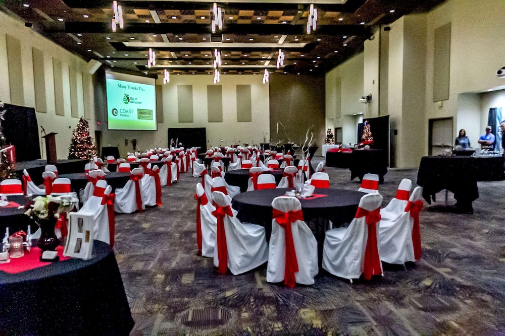 Coast Wenatchee Center Hotel 42/49