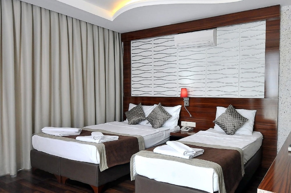 Grand Barhan Hotel 18/50