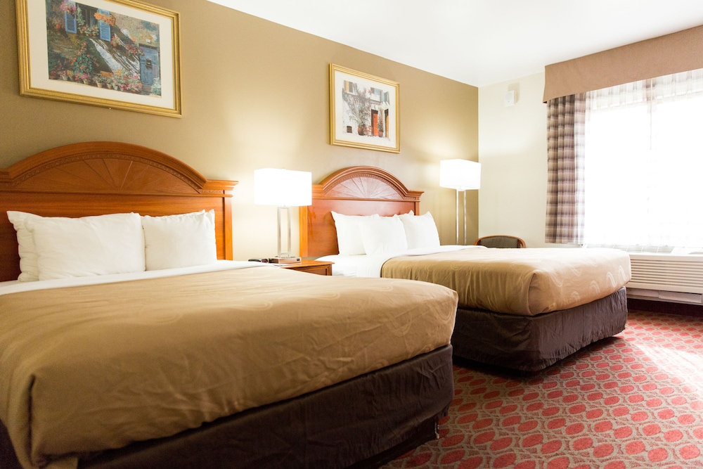 Quality Inn & Suites Goodyear - Phoenix West 5/42