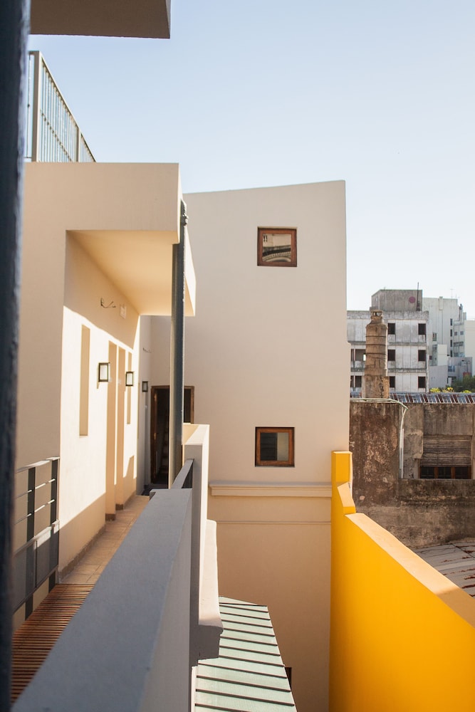 L Adresse Hotel Boutique 63/65