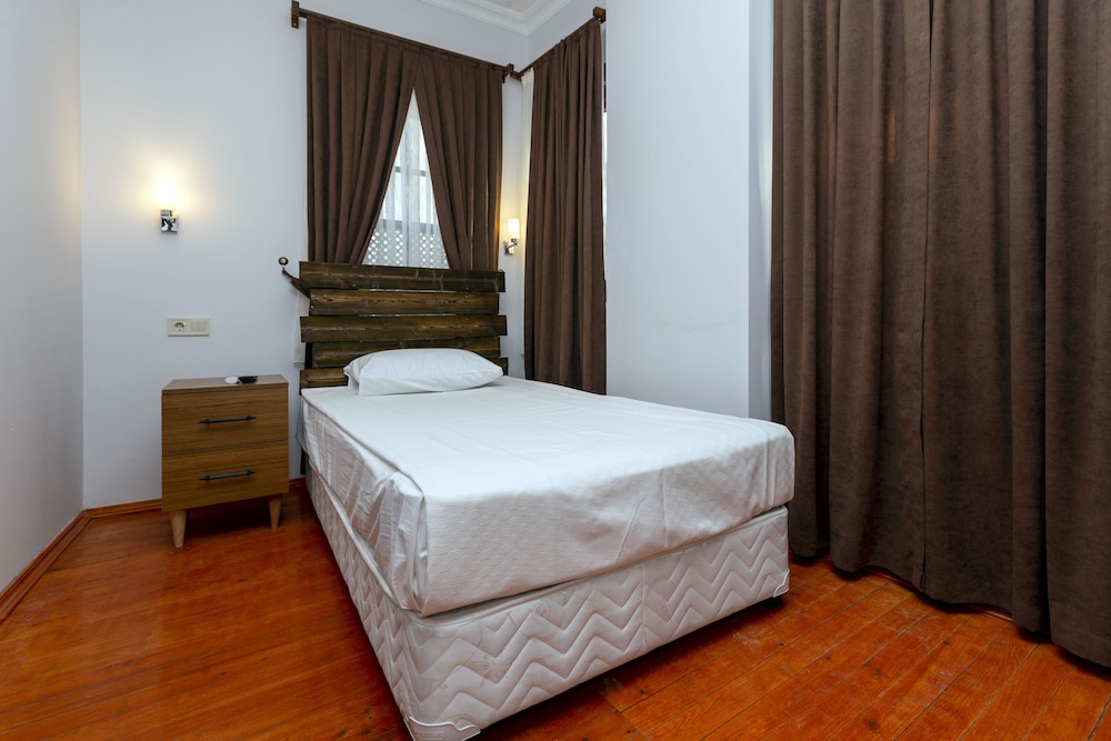 Pera Boutique Hotel 18/29