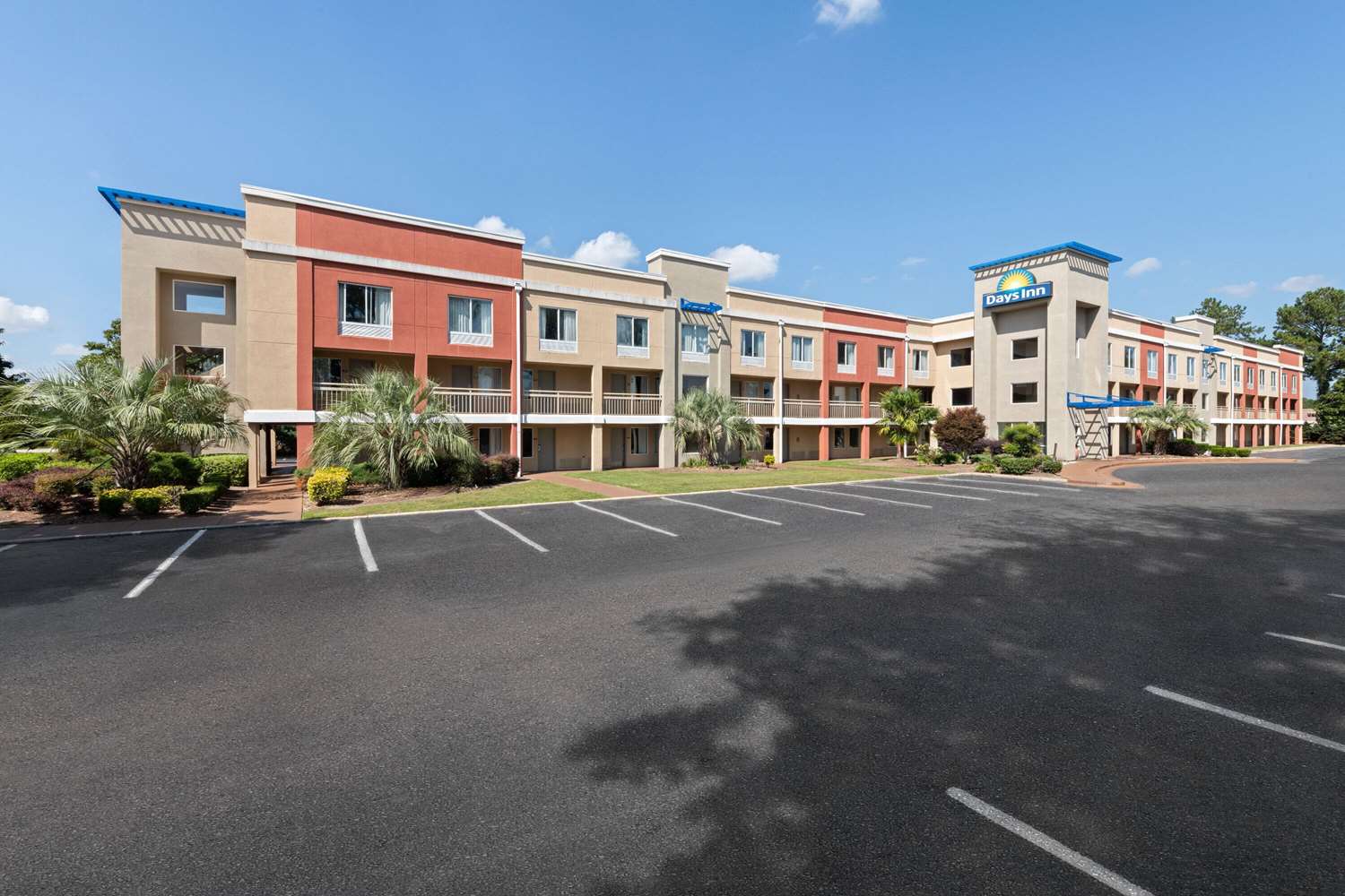 Days Inn by Wyndham Florence Near Civic Center 40/47