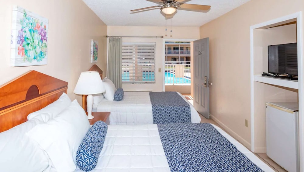 Belleair Beach Resort Motel 19/45