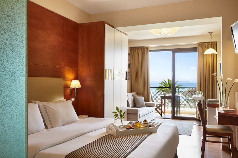 SUPERIOR, DOUBLE BED, GARDEN VIEW