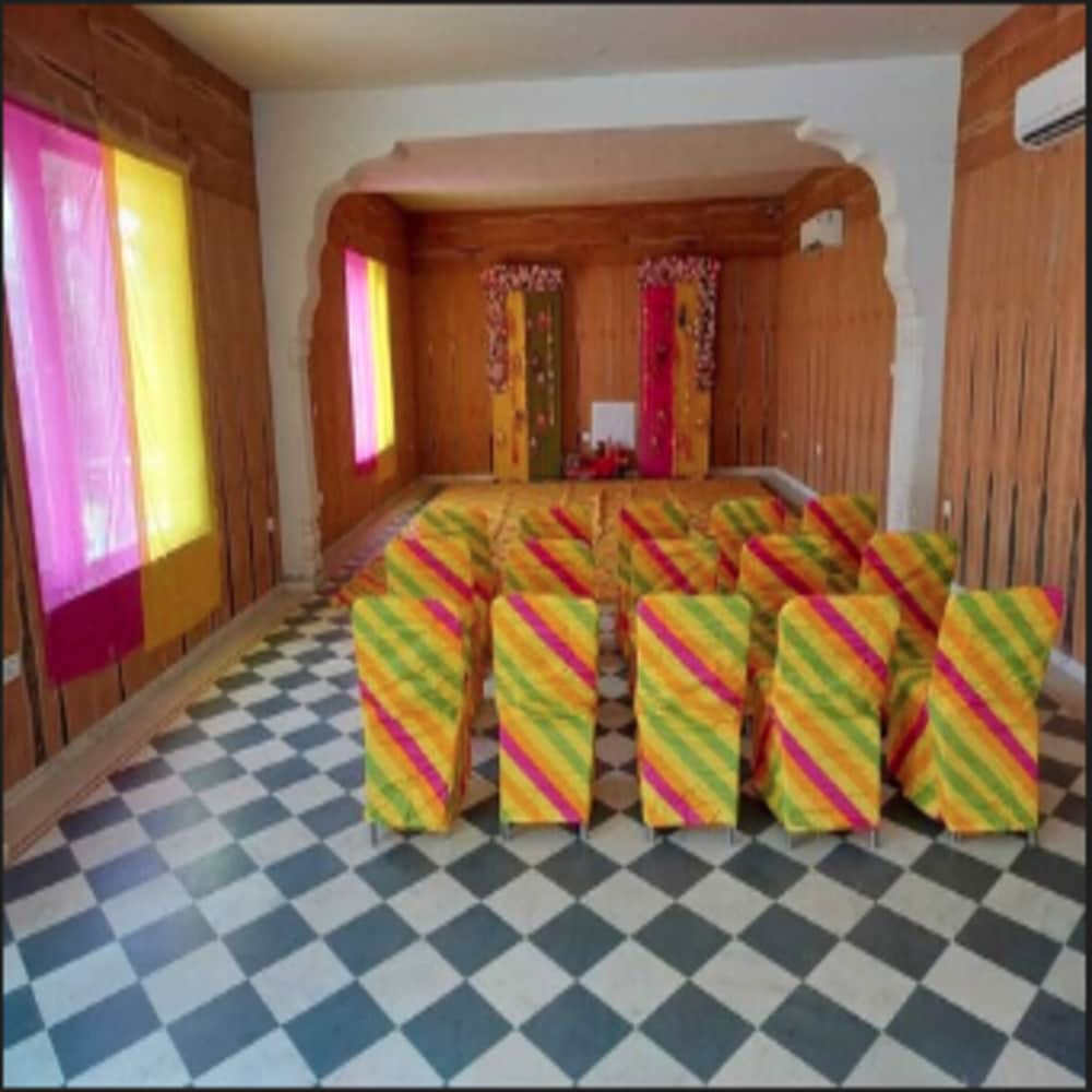 Rajasthan Palace Hotel 42/50
