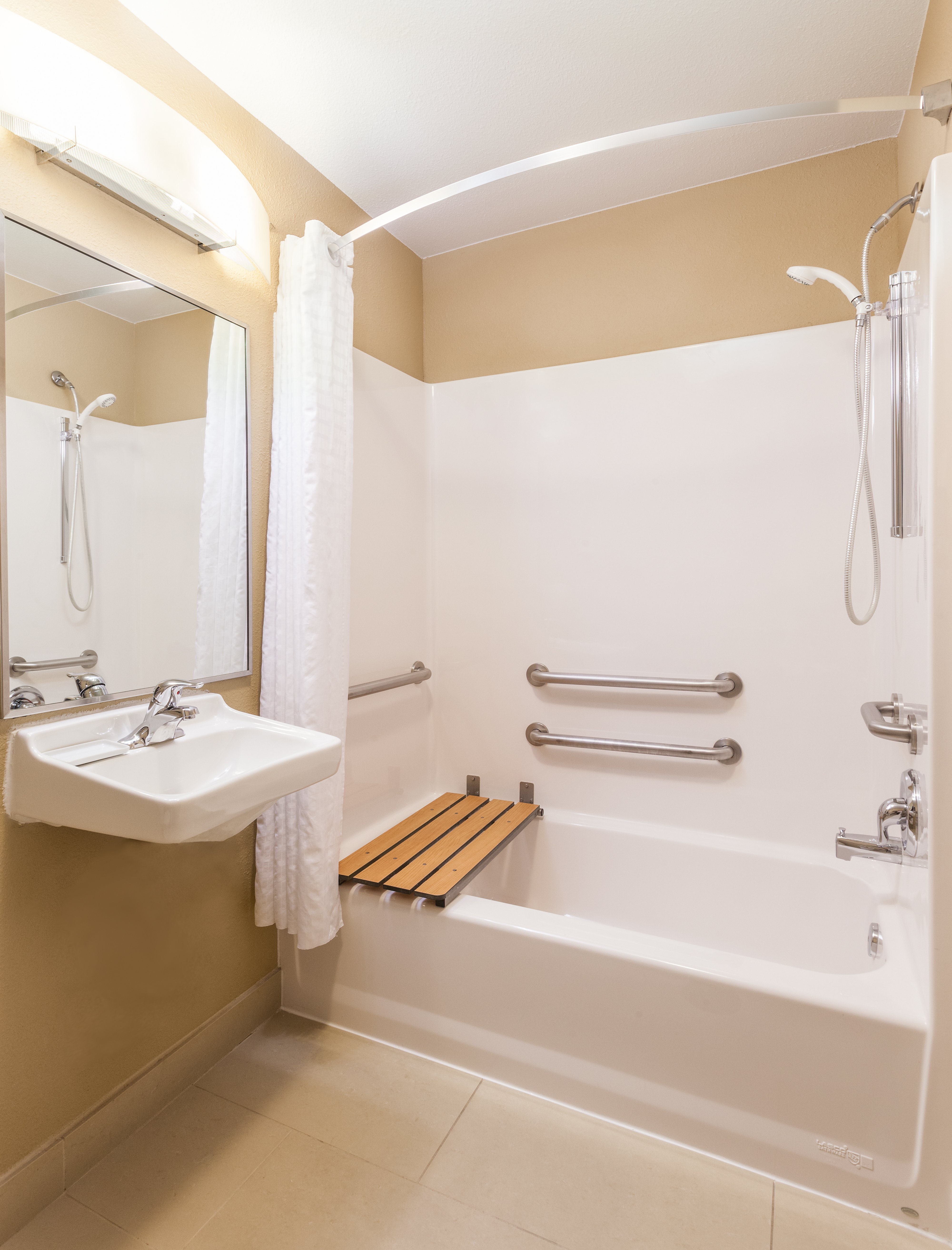 STUDIO, SUITE, KING BED, ACCESSIBLE