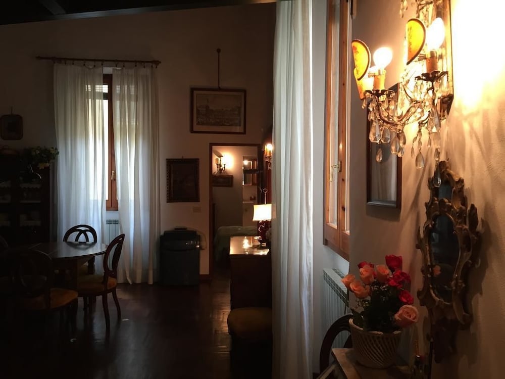 Ghibellina 65 At Medici 3/16