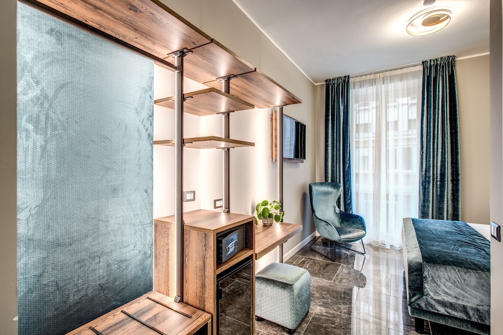 Apollo Boutique Hotel 55/72