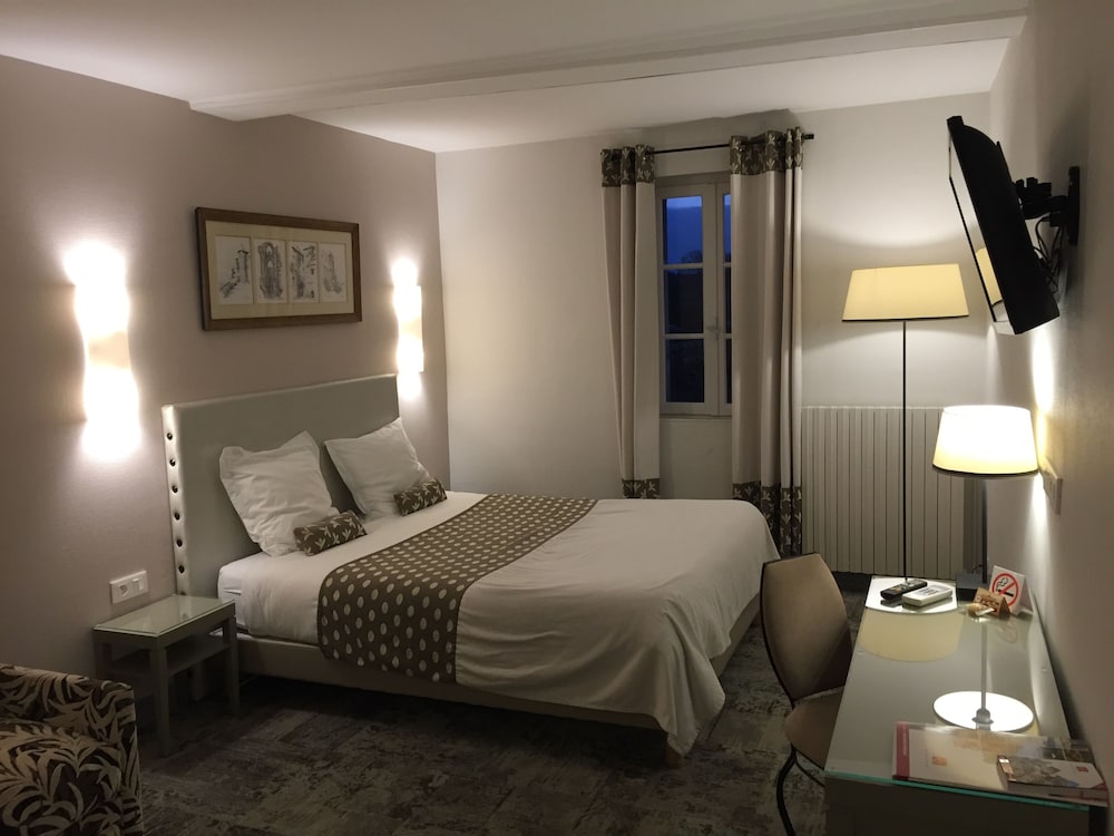 Hotel Du Pont Vieux 14/68