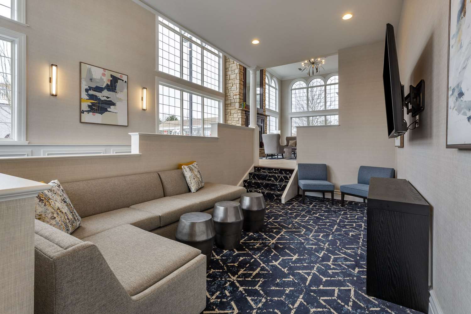 Comfort Inn & Suites East Greenbush - Albany 10/18
