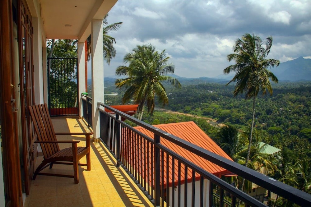 Serenity Hill Oasis 41/45