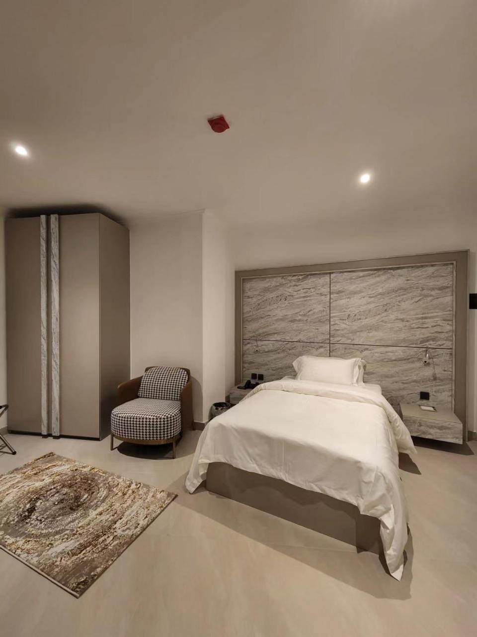 غرفة مفردة، Imperial Suites Hotel 2/4
