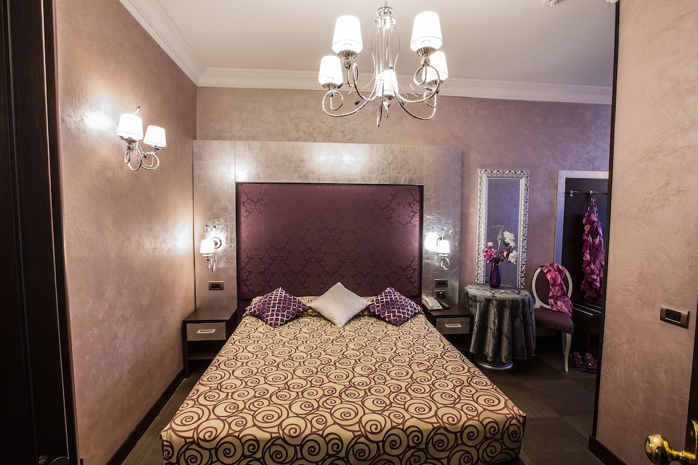 Hotel Romano 10/60