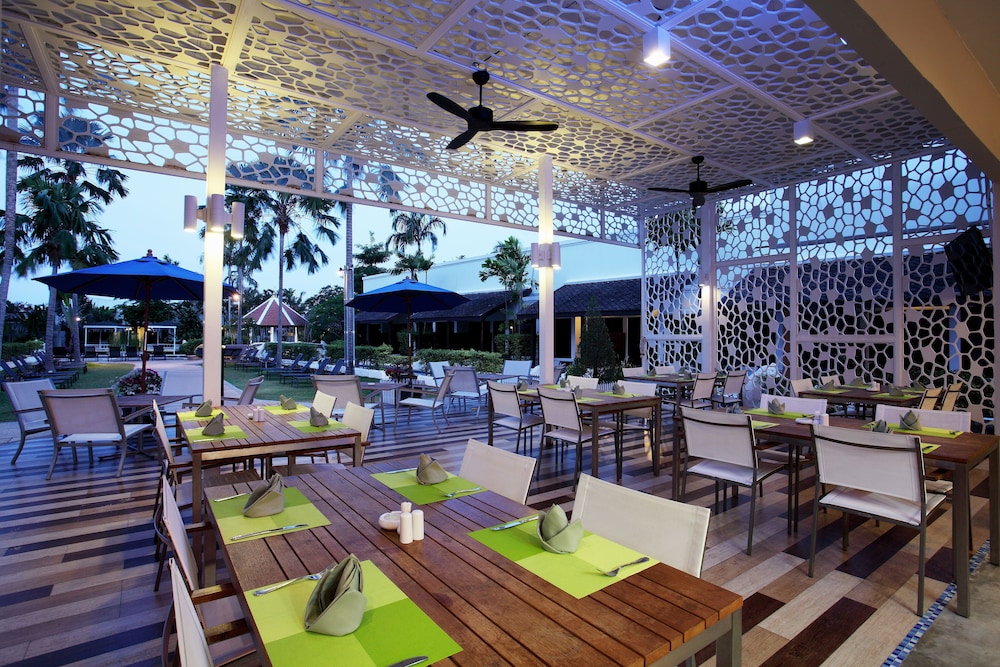 Access Resort & Villas 60/70
