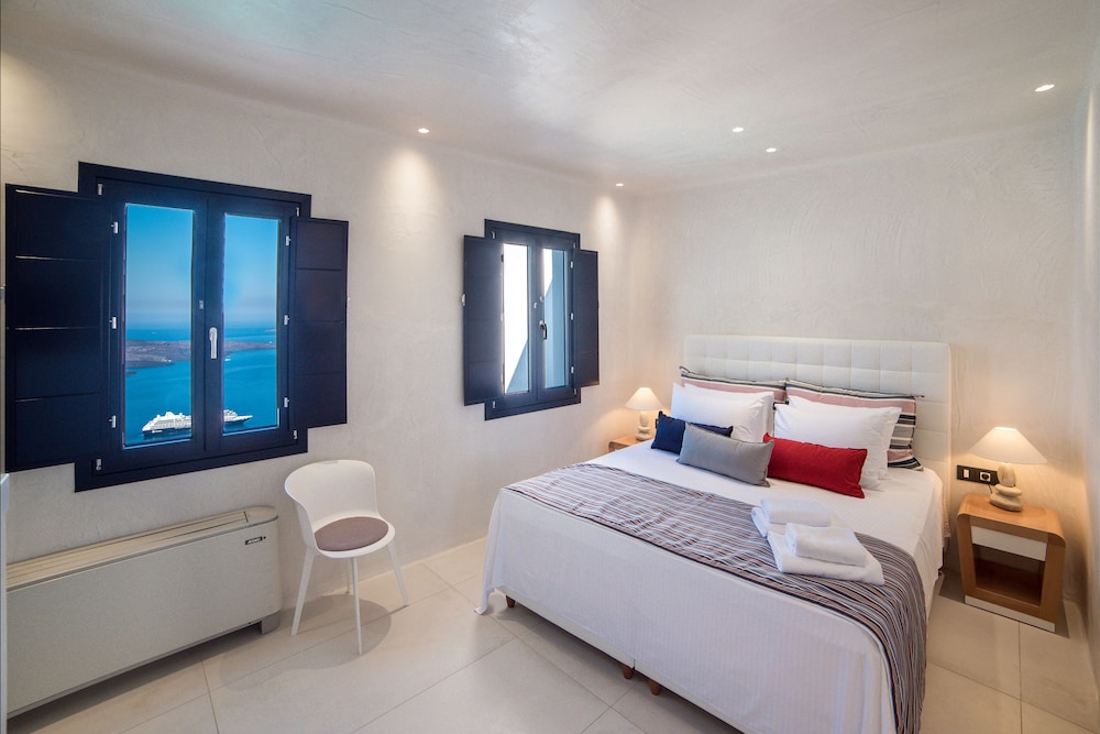 Day Dream Luxury Suites 17/81