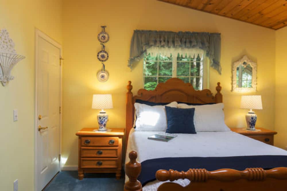A Hidden Haven & Water Garden Cottages 6/48