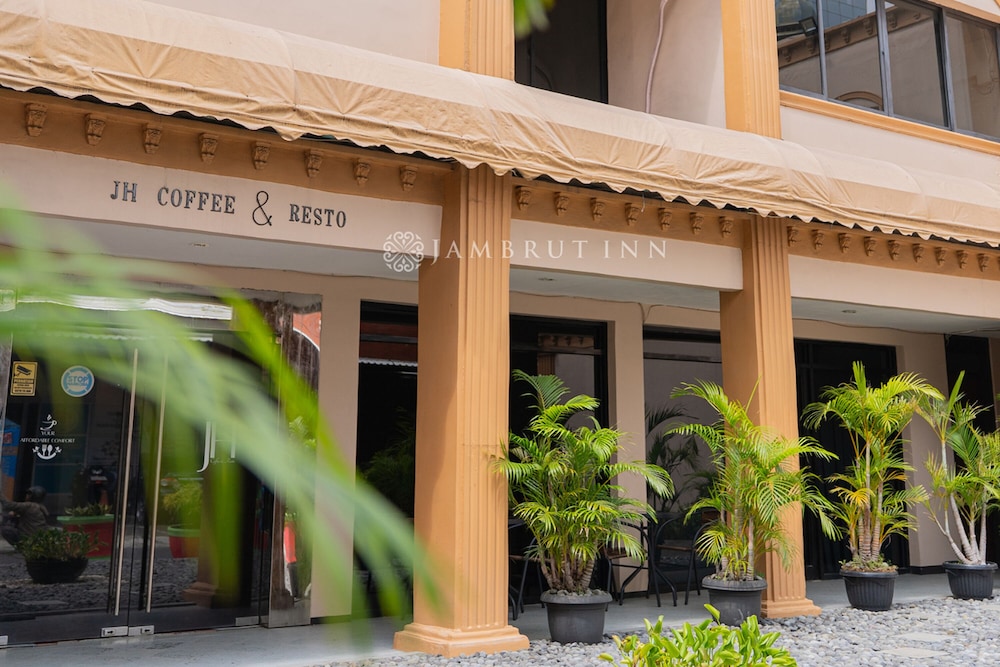 Jambrut Inn Hotel 1/50