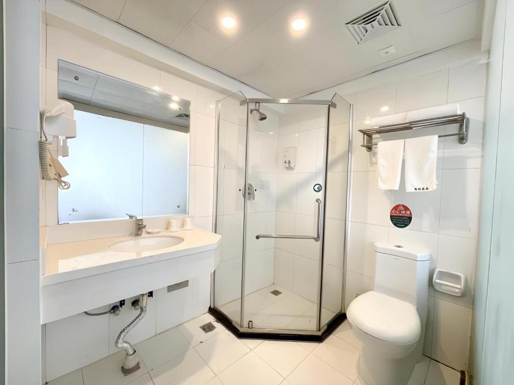 Green Tree Inn Urumqi South Xinhua Road Business Hotel 41/42