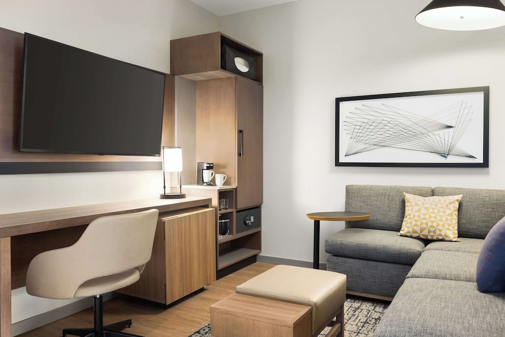 Hyatt Place Columbus/Polaris 19/37