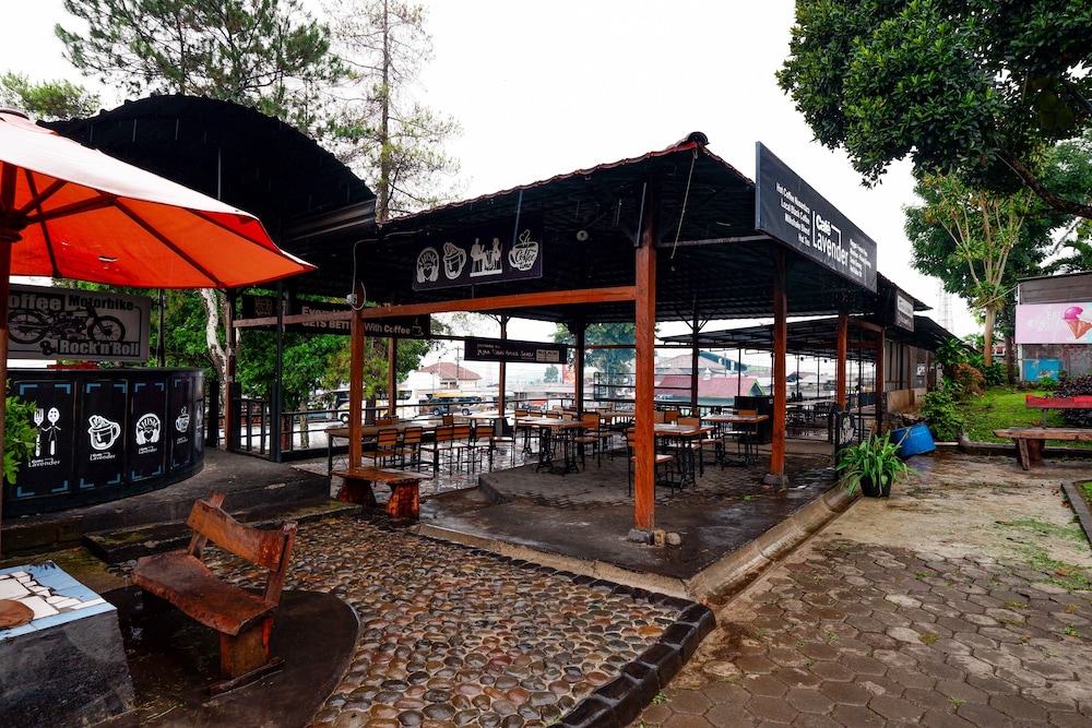 OYO 1808 New Bandungan Indah 33/50