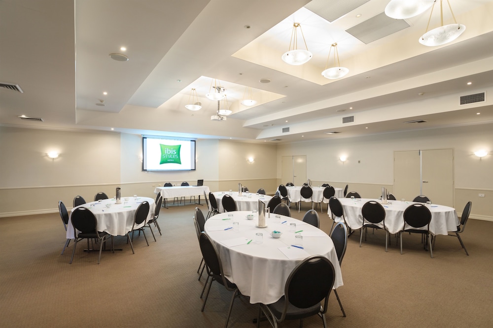 Ibis Styles Tamworth 42/51