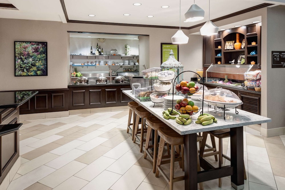 Hilton Garden Inn Cincinnati Mason 36/50
