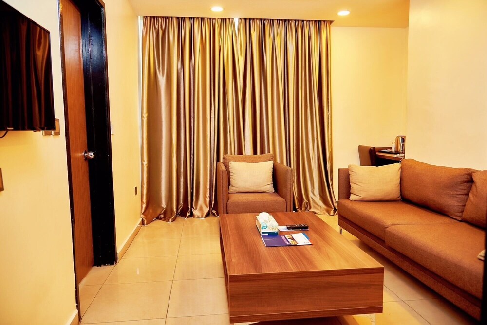 Presidential Hotel 29/50