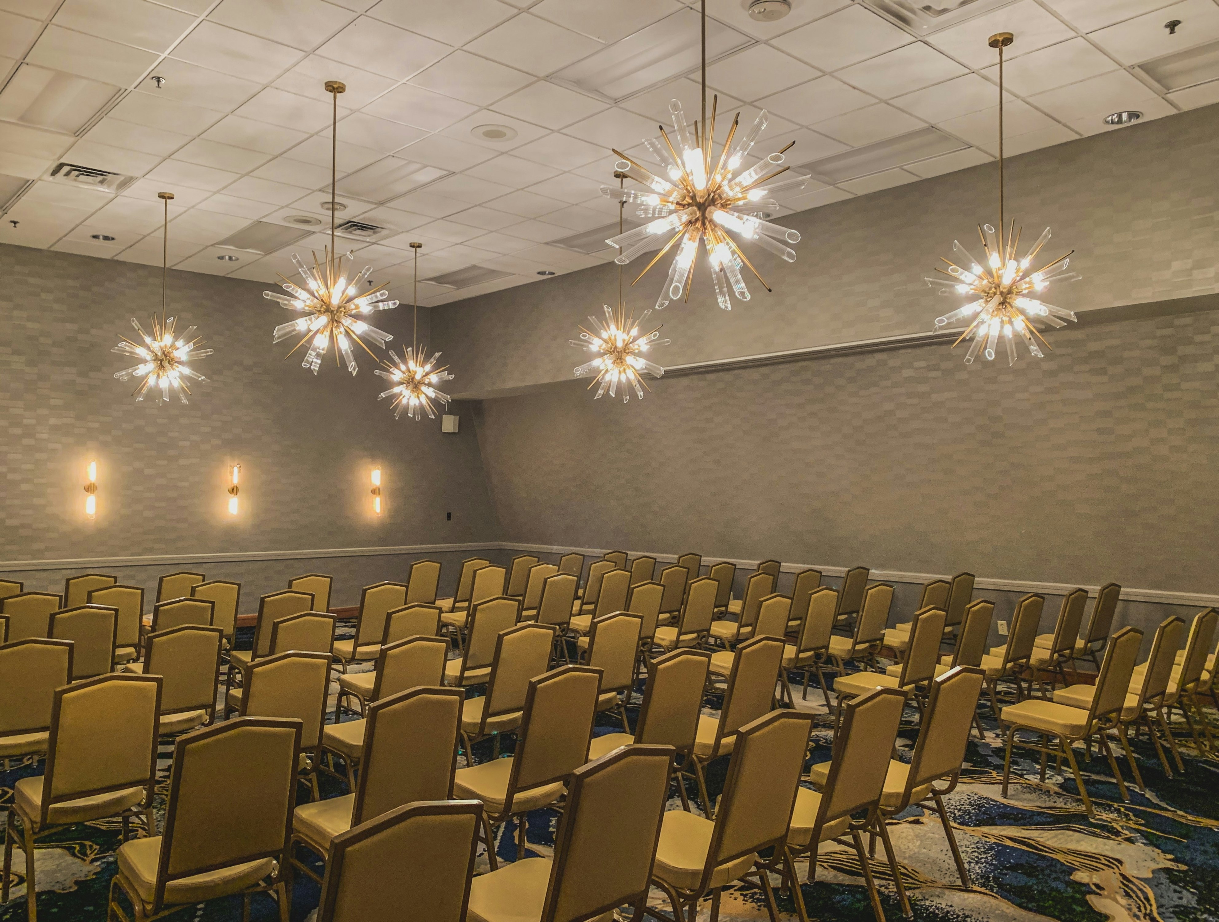 Doubletree By Hilton Tampa Rocky Point Waterfront 76/80